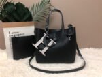 carolina herrera bag C195-1477S