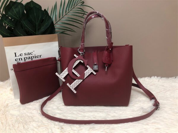 carolina herrera bag C195-1477S