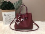 carolina herrera bag C195-1477S
