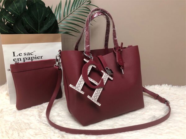 carolina herrera bag C195-1477S