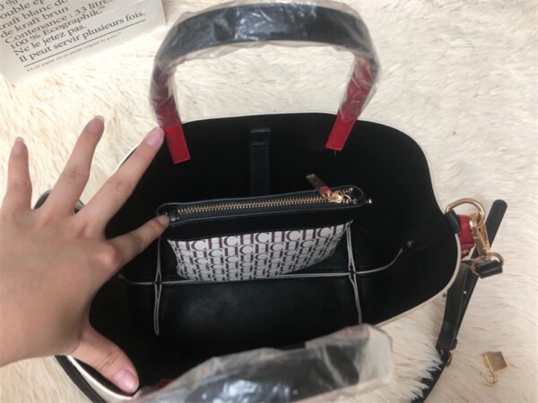 carolina herrera bag C98-1477S