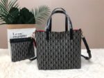 carolina herrera bag C98-1477S