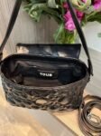 T62070 tous one shoulder bag