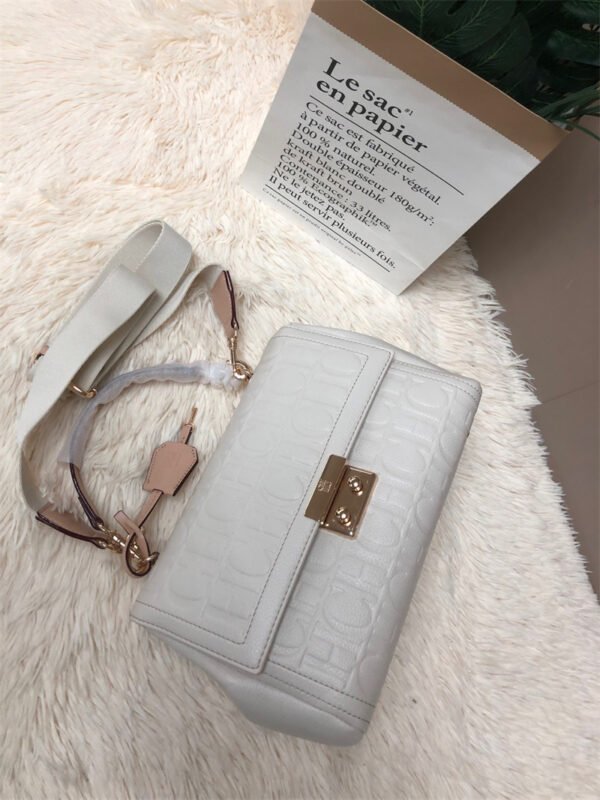 carolina herrera bag C6-1485 size30-19-14