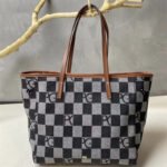 P3123 PG bag women messenger bags 32(48)-17-30cm