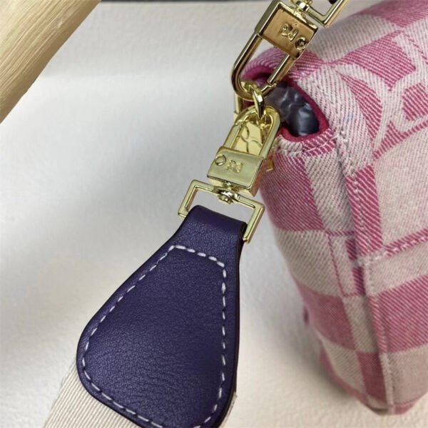 P3122 PG bag one shoulder bags 26-15.5-5cm