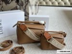 loewe grainy leather puzzle