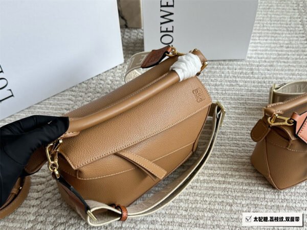 loewe grainy leather puzzle