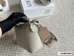 loewe grainy leather puzzle