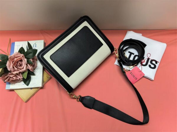 T-S045 bear one shoulder bag 24.5-20.5-9cm